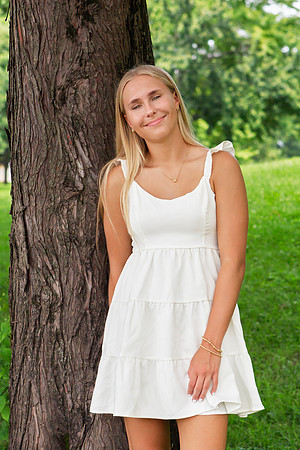 Riley Sims Senior pix 2026-77