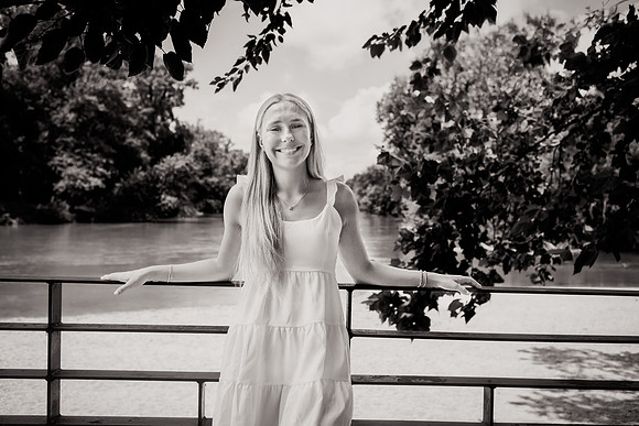 Riley Sims Senior pix 2026-91